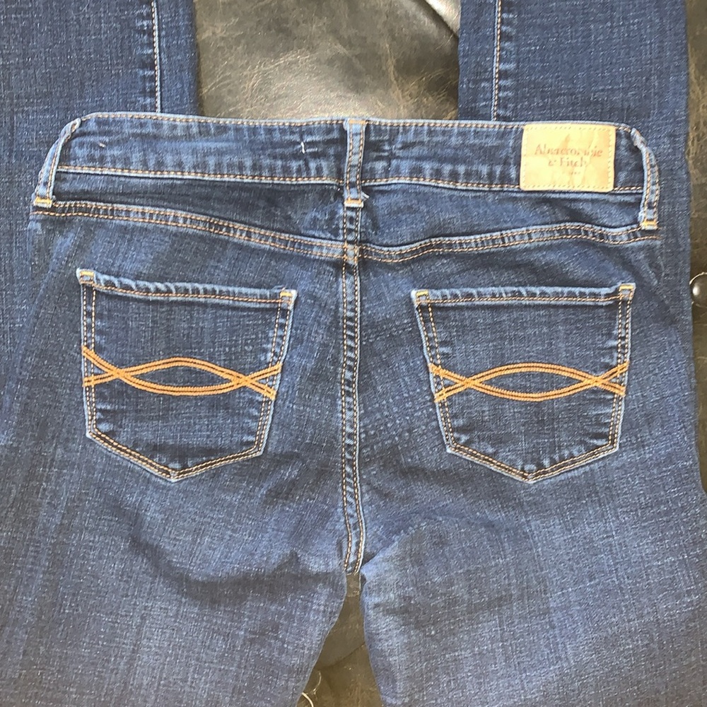 Abercrombie & Fitch super skinny jeans size 2R - Picture 5 of 6